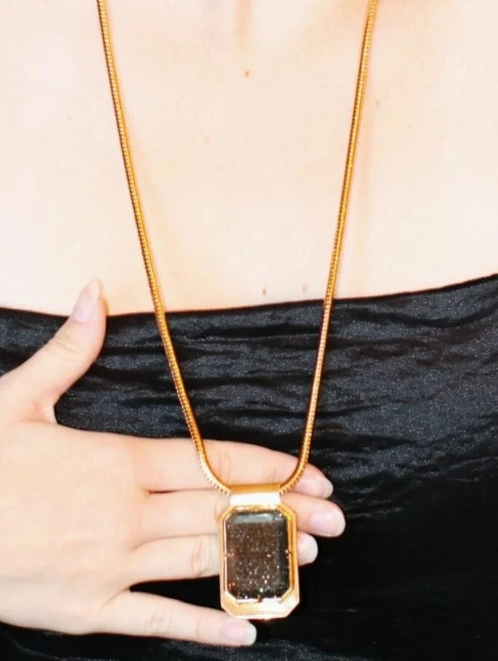 KATE SPADE: 